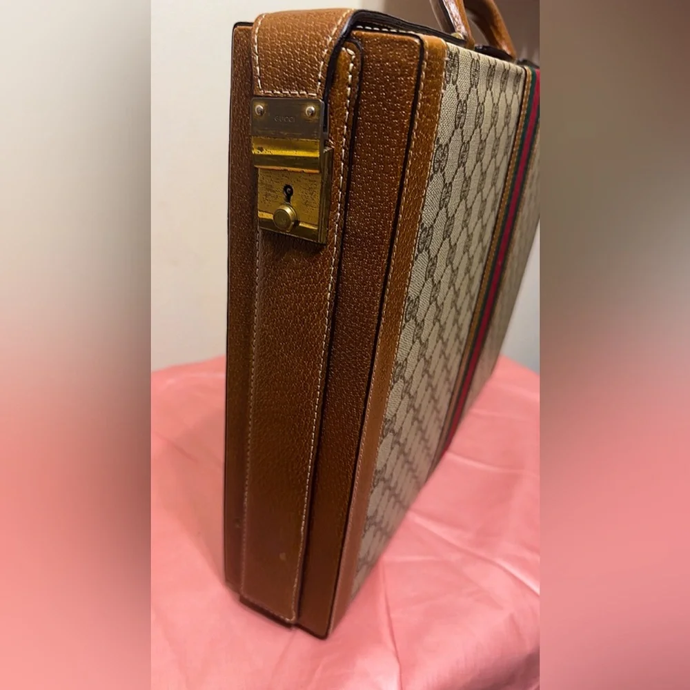 Vintage Gucci briefcase unisex attaché